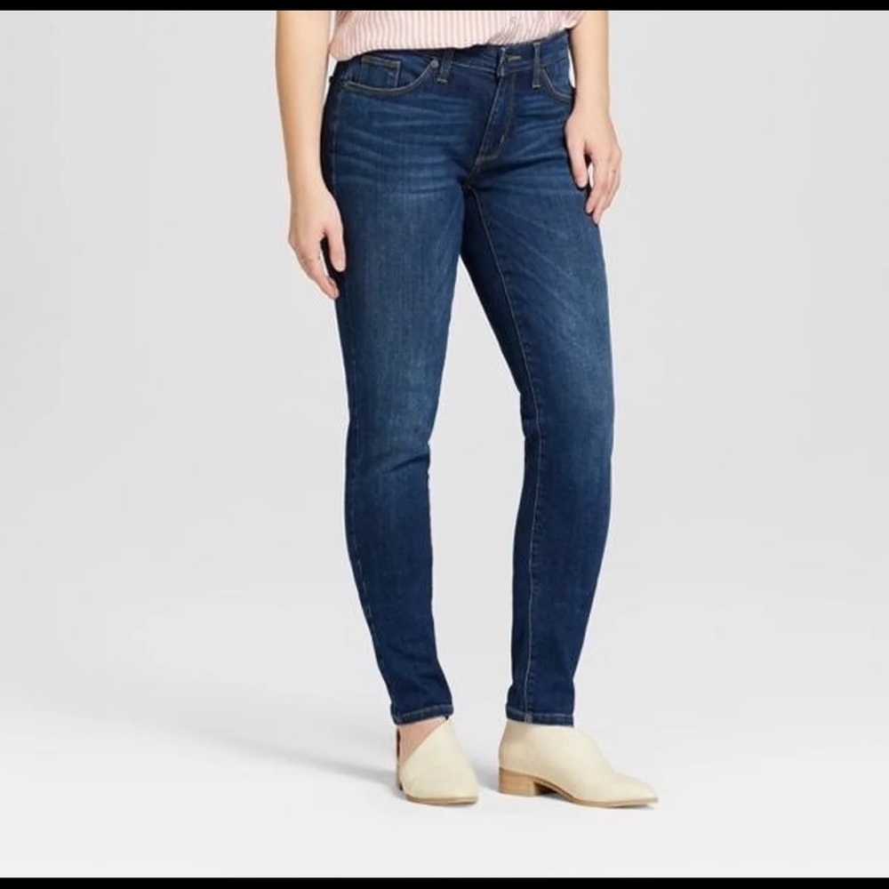 Universal Thread Mid-rise skinny jeans